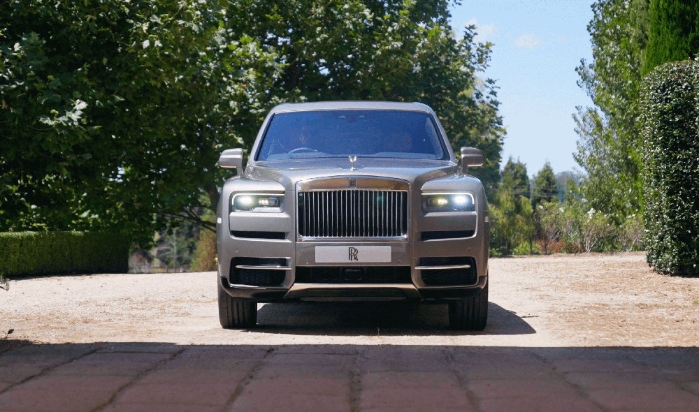 Rolls Royce Cullinan – Inspiring Greatness Ad