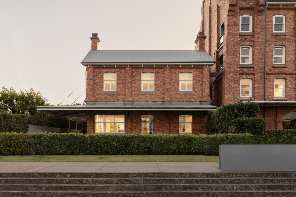 Refinery House – Kokoda Property